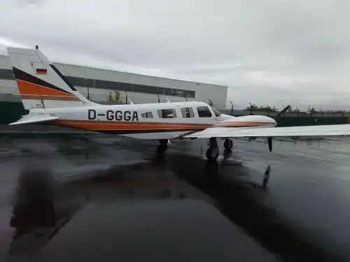 Motorflugzeug PA-34-220T Seneca III des Herstellers Piper Aircraft