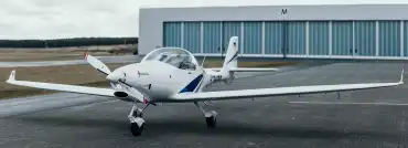 AQUILA A211 (Motorflugzeug) - Bild 3