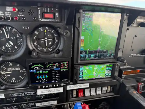 Piper Aircraft PA-28R-200 Arrow II (Motorflugzeug) - Bild 6