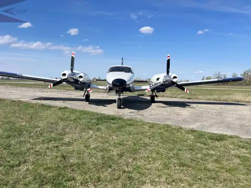 Piper Aircraft PA-34-220T Seneca V (Motorflugzeug) - Bild 4
