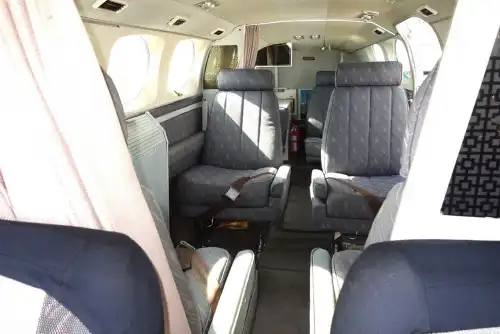 Cessna 421 Golden Eagle (Motorflugzeug) - Bild 8