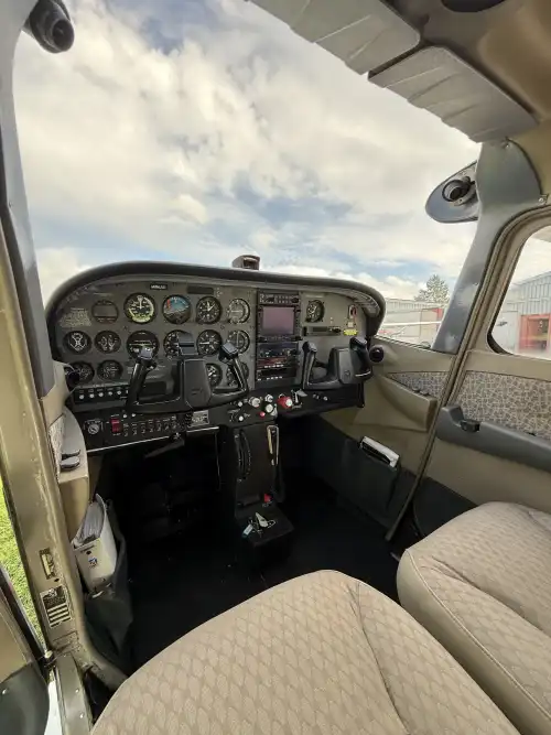 Cessna C172R (Motorflugzeug) - Bild 6