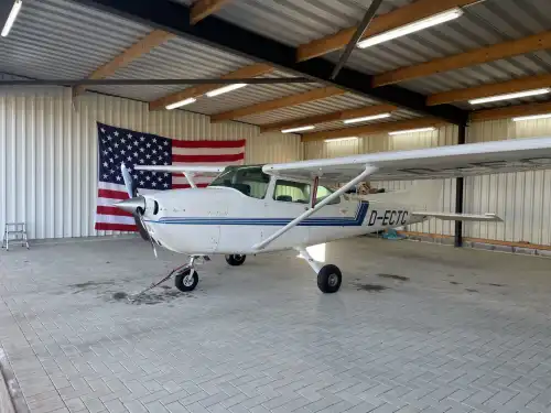 Cessna 172P (Motorflugzeug) - Bild 4