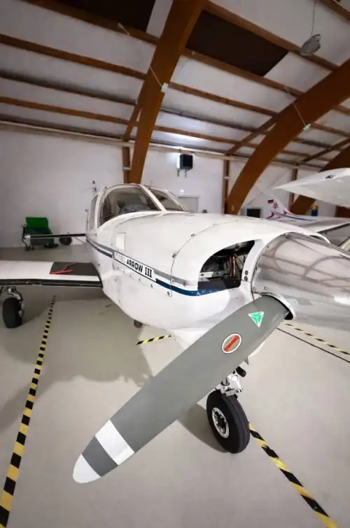 Piper Aircraft PA-28R-201T Turbo Arrow III (Motorflugzeug) - Bild 4