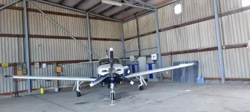 Rockwell Commander 114A (Motorflugzeug) - Bild 2