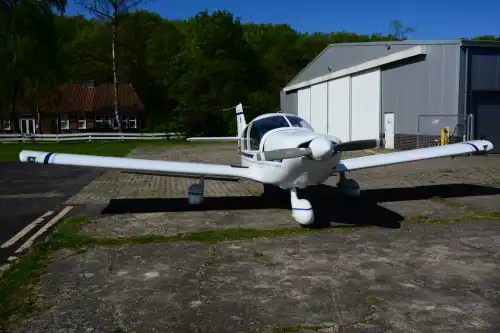 Avions Robin HR100/210D (Motorflugzeug) - Bild 2