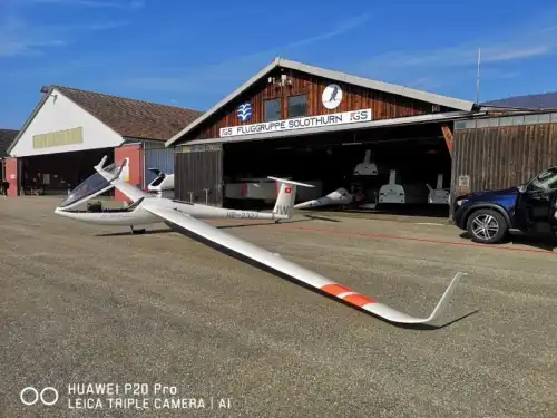 Segelflugzeug DG-800B des Herstellers Glaser-Dirks