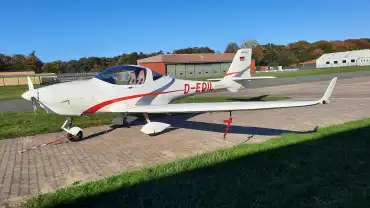 AQUILA A210 (Motorflugzeug) - Bild 2