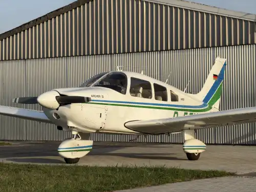 Motorflugzeug PA-28-181 Archer II des Herstellers Piper Aircraft