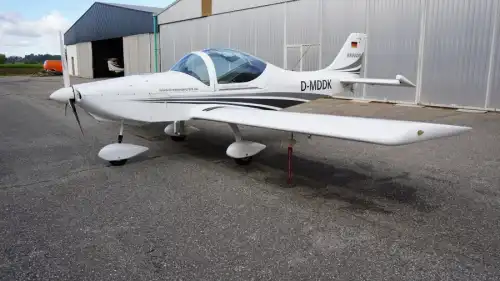 Ultraleichtflugzeug B400-6 des Herstellers Breezer Aircraft