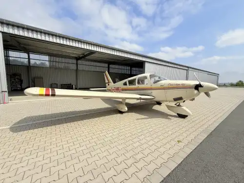 Piper Aircraft PA-28-180 Cherokee (Motorflugzeug) - Bild 2