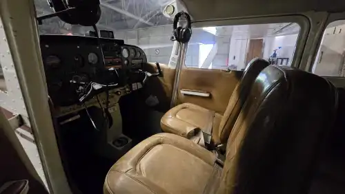 Cessna FR172F Reims Rocket (Motorflugzeug) - Bild 9