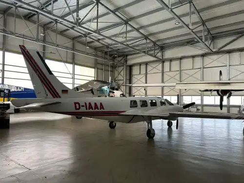 Piper Aircraft PA-60-602P Aerostar (Motorflugzeug) - Bild 2