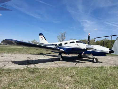 Piper Aircraft PA-34-220T Seneca V (Motorflugzeug) - Bild 2