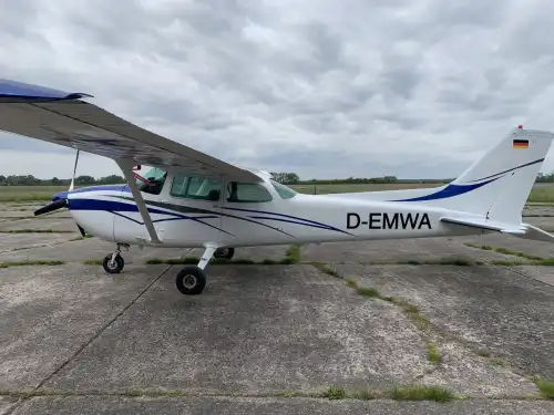 Cessna 172N (Motorflugzeug) - Bild 5
