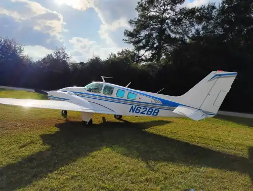 Beechcraft Baron 58 (Motorflugzeug) - Bild 6