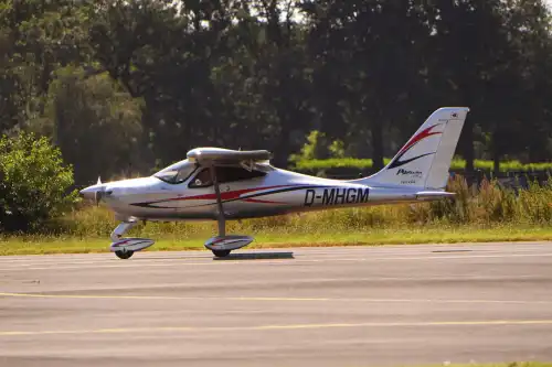 Tecnam P92 Echo MKII (Ultraleichtflugzeug) - Bild 2