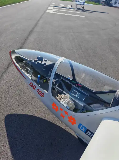 Glaser-Dirks DG-100G ELAN (Segelflugzeug) - Bild 5