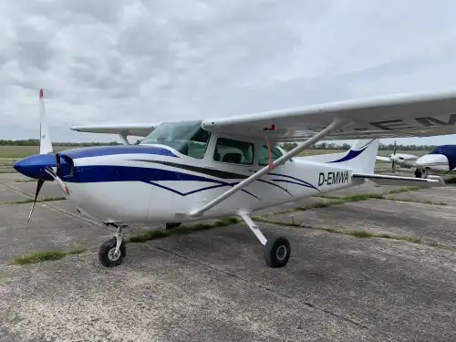 Cessna 172N (Motorflugzeug) - Bild 4