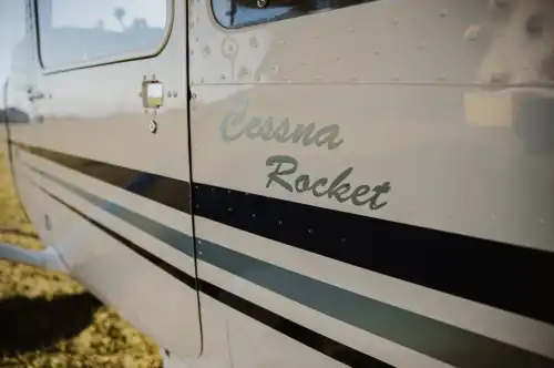 Cessna FR172 Reims Rocket (Motorflugzeug) - Bild 7