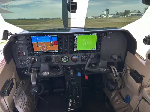 Cessna 182T Skyhawk (Motorflugzeug) - Bild 9