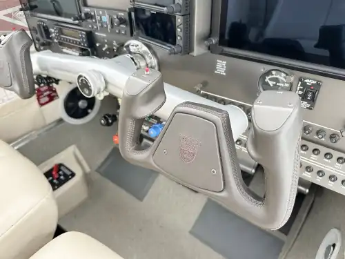 Beechcraft Bonanza F33A (Motorflugzeug) - Bild 10