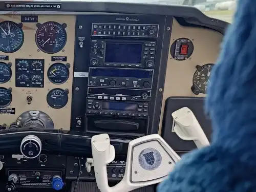 Beechcraft Bonanza F33A (Motorflugzeug) - Bild 11