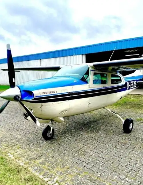 Cessna T210 Turbo Centurion II (Motorflugzeug) - Bild 2