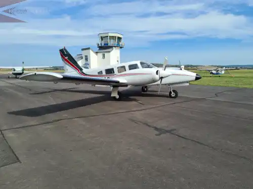 Piper Aircraft PA-34-200T Seneca II (Motorflugzeug) - Bild 5