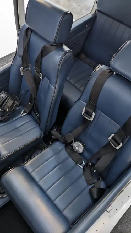 Avions Robin HR100/210D (Motorflugzeug) - Bild 3