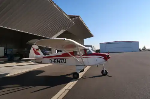 Motorflugzeug PA-22-108 Colt des Herstellers Piper Aircraft