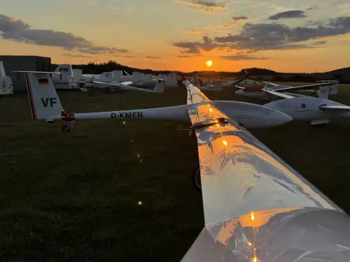 Jonker Sailplanes JS3 RES (Motorsegler) - Bild 1