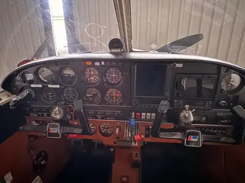 Piper Aircraft PA-28R Arrow (Motorflugzeug) - Bild 5