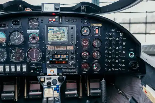 AQUILA A210 (Motorflugzeug) - Bild 7