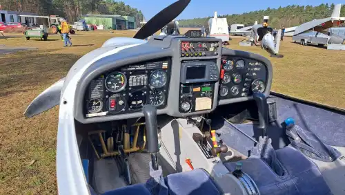 Diamond Aircraft HK36-TTC (Motorsegler) - Bild 10