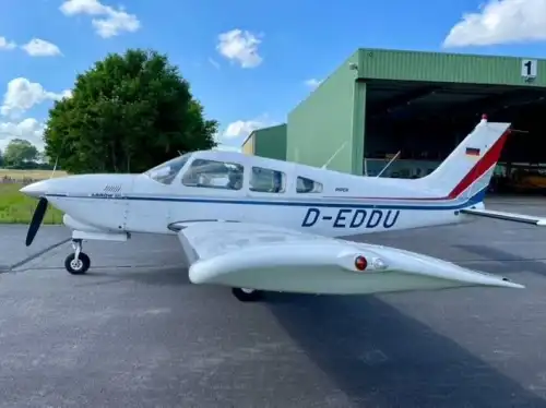 Motorflugzeug PA-28R-201T Turbo Arrow III des Herstellers Piper Aircraft