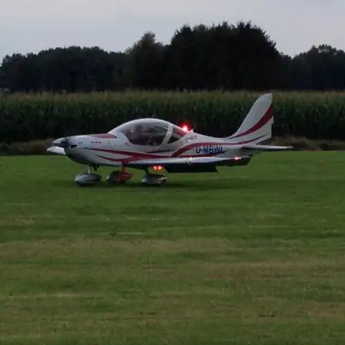 Evektor Eurostar SL Business (Ultraleichtflugzeug) - Bild 3